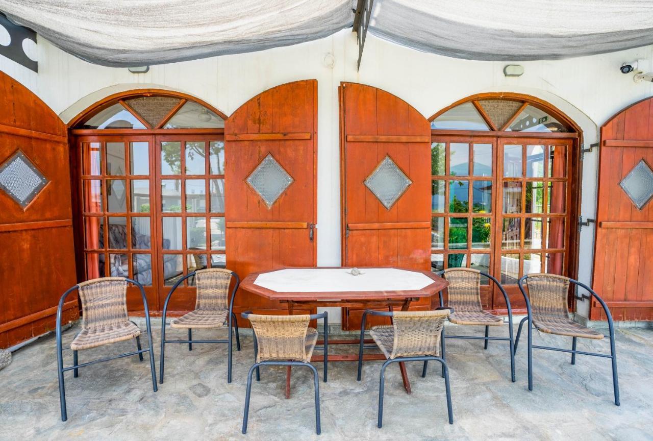 Stone House & Apartments Stavros  Exterior photo